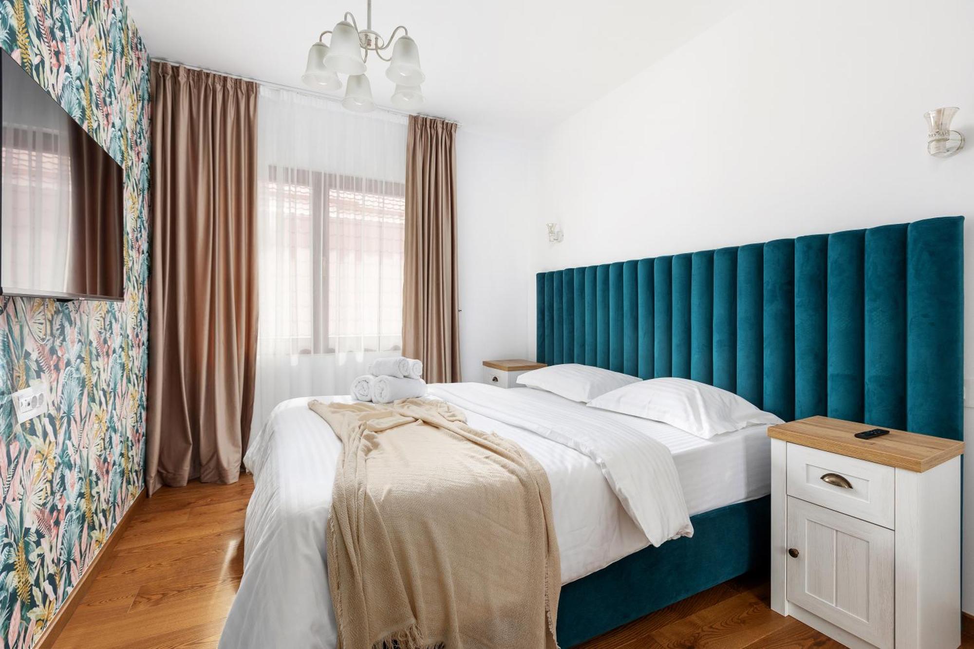 Peak Aparthotel - Old Town - By Cityhost Braszów Zewnętrze zdjęcie