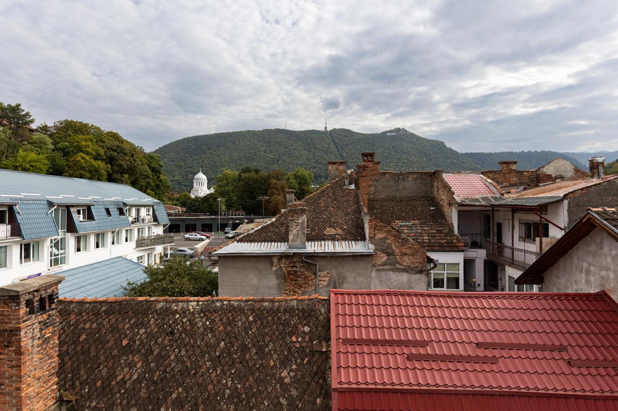 Peak Aparthotel - Old Town - By Cityhost Braszów Zewnętrze zdjęcie